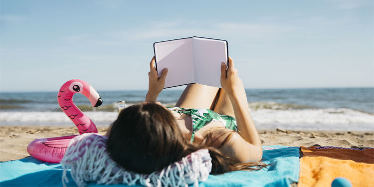 Consigli di lettura per le mamme sotto l’ombrellone